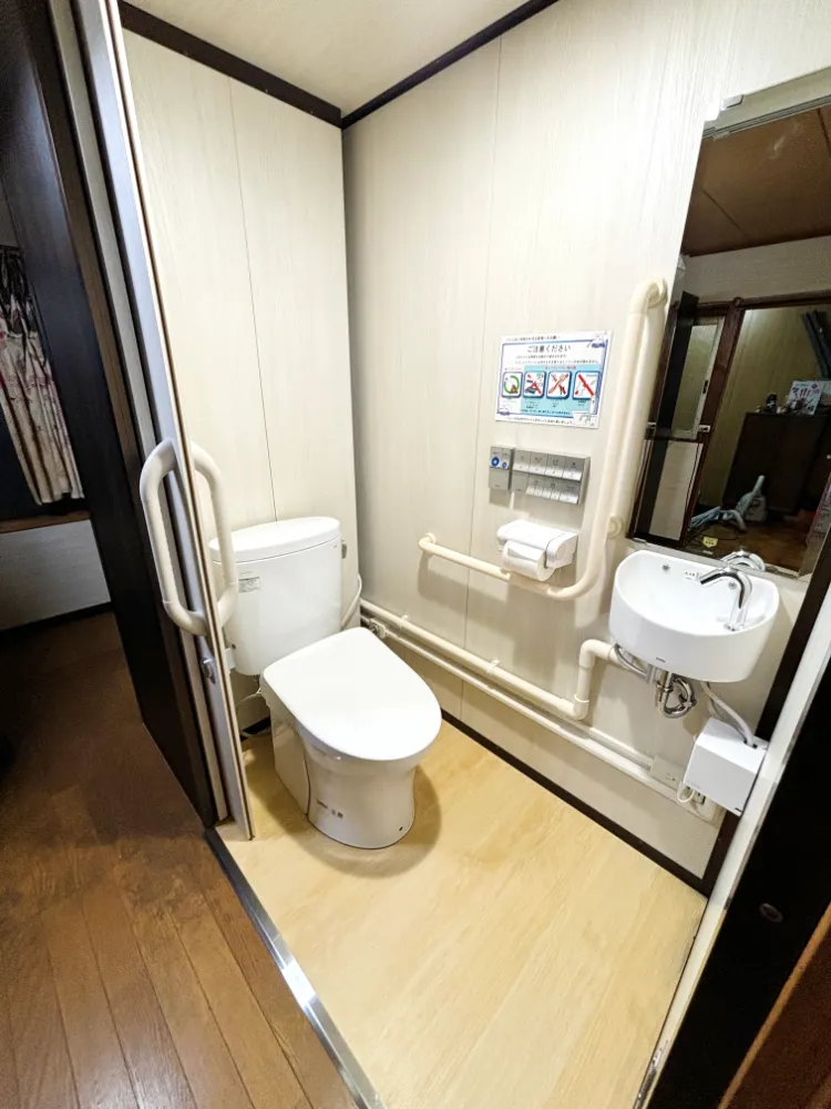 スマートトイレ内部