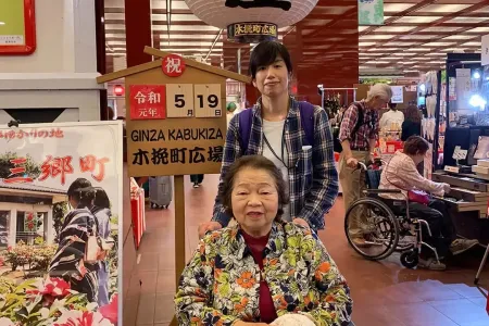 木挽町広場にて２