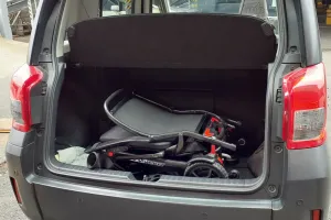 電動車いす“Ｑ５０Ｒカーボン”を日本のタクシーに載せられました！