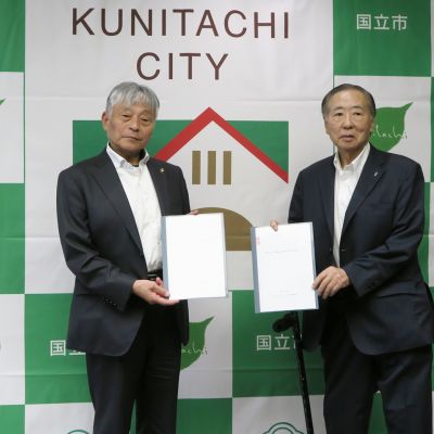 国立市（東京都）と災害時における介護用品等の供給に関する協定書を締結しました。